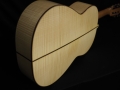 käsintehty klassinen kitara